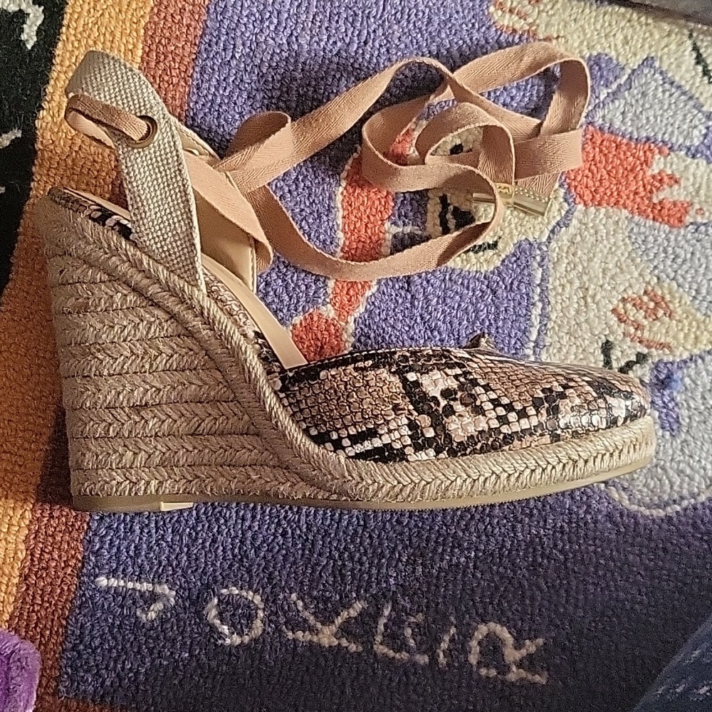 Women Espadrille Wedge Size 10 Snake Multi color